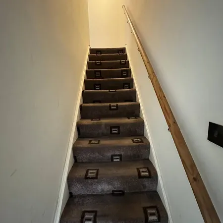 Double Upstairs R2